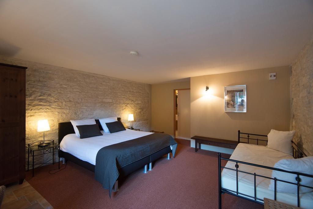 Charme Hotel La Dominotte Demigny Ruang foto