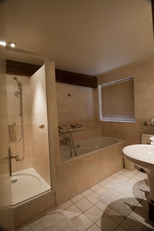 Charme Hotel La Dominotte Demigny Ruang foto
