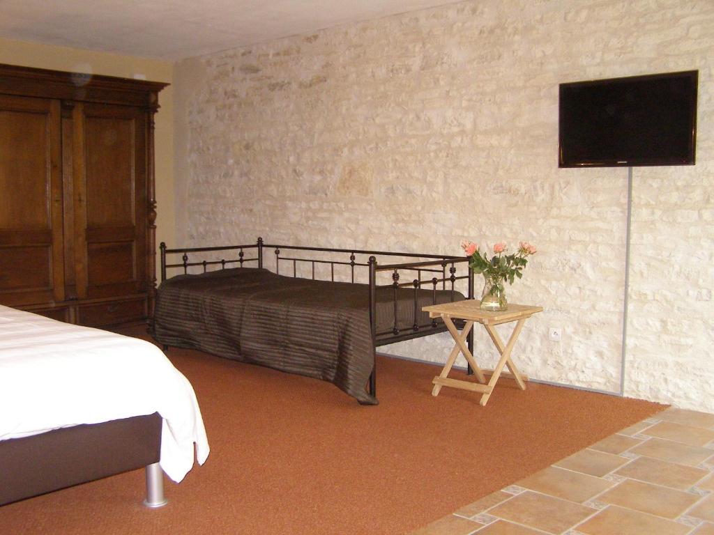Charme Hotel La Dominotte Demigny Ruang foto