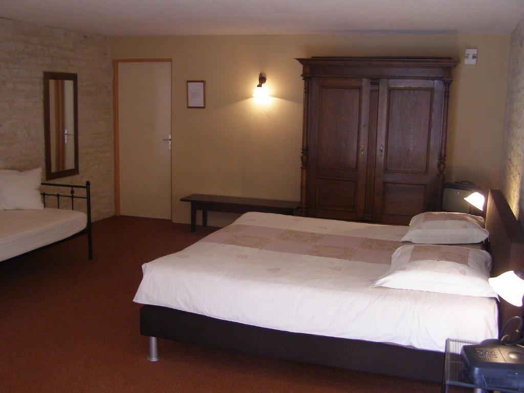Charme Hotel La Dominotte Demigny Bagian luar foto
